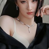 刘亦菲首拍内衣广告！宝格丽赢麻了