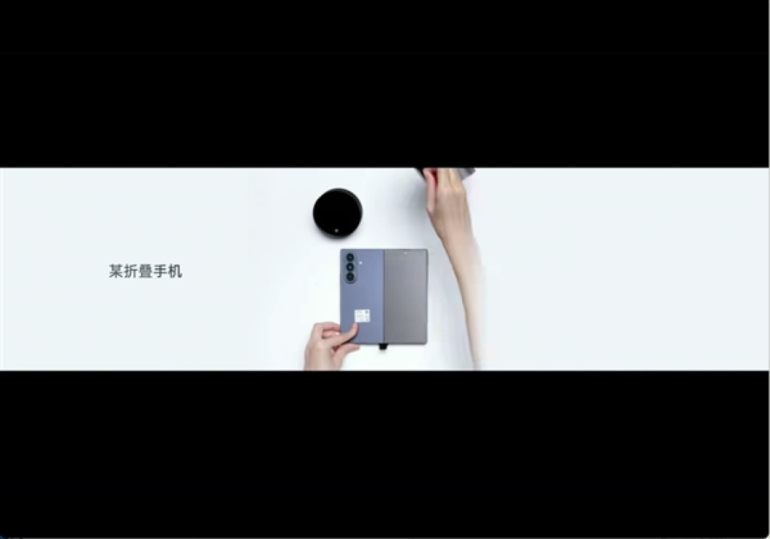 OPPO贴脸开大!友商全新折叠屏折叠一小时就出现明显折痕