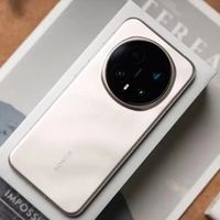 荣耀“豁出去了”，16GB+512GB跳水1200元，100倍变焦+3D人脸+120W快充