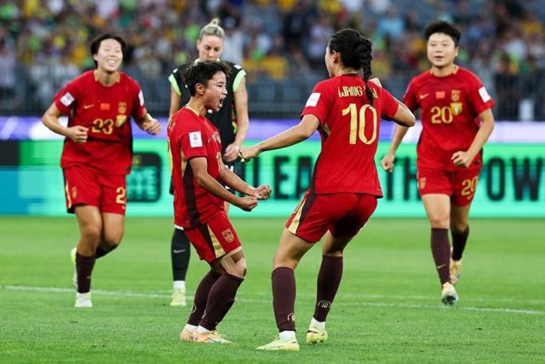 卫冕梦碎!中国女足1-2惜败澳大利亚,血战至终场,虽败犹荣!