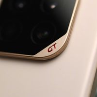 购物攻略 篇零：各品牌手机纷纷涨价！现在是捡漏还是等等？三款真香机型推荐