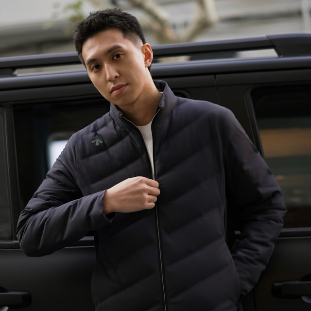 去东北才发现，男人不爱穿貂了，年轻人在穿迪桑特羽绒服、冲锋衣