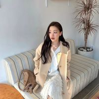 被低估的“半裙”，这么穿优雅大气，很适合春天穿！