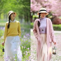 贝雷帽显脸小关键在斜戴角度，渔夫帽靠宽檐遮颧骨，棒球帽选硬顶才不贴头皮