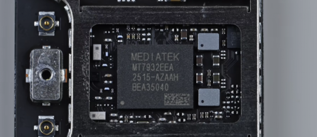 拆开 MacBook Neo,我发现了未来苹果电脑的蛛丝马迹