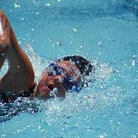 游泳是“长寿神器”还是“伤身陷阱”？游了两年，我把话说透了