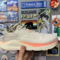 Altra支撑的路跑鞋第八代，还是老配方！