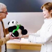 库克成都耍宝，苹果50周年这波操作太会了！值友速来围观！