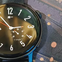 二百多的蓝厂圆形智能手表，多通道星环监测传感器，独立GPS