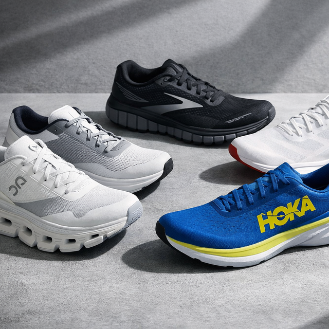 4双2026新跑鞋硬核对决：Brooks、HOKA、On、Salomon谁家最能打？