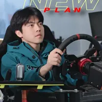 家用赛车模拟方案：投影仪替代三联屏的性能实测