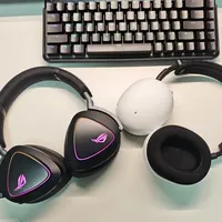 rog棱镜2对比索尼h9二代，谁才是最佳选择？ 索尼7.1声道沉浸感特别强
声音风格的话，棱镜二是偏中高频清脆，索尼h9二代偏中低频有点闷
#rog外设 #游戏耳机 #评测