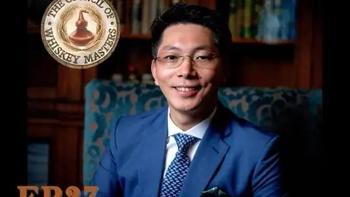 你会根据威士忌的颜色来判断品质吗？是不是颜色越深酒越好呢？雪莉桶的颜色有什么特点？波本桶的颜色又有什么特点呢？这条视频咱们一次性讲透它～
#苏格兰威士忌  #琥珀色#金黄色#雪莉桶#波本桶