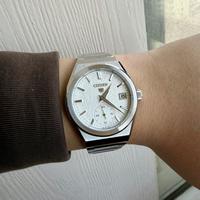 西铁城的手表质量如何？够装逼吗？