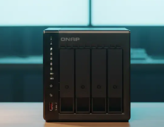 威联通 TS-464C2：这才是家用 NAS 的终极“折腾”指南！