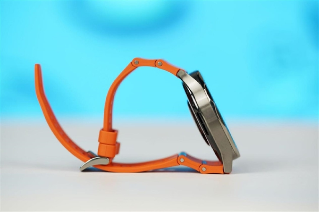 全钛打造、十二边形设计!OPPO Watch X3智能手表图赏