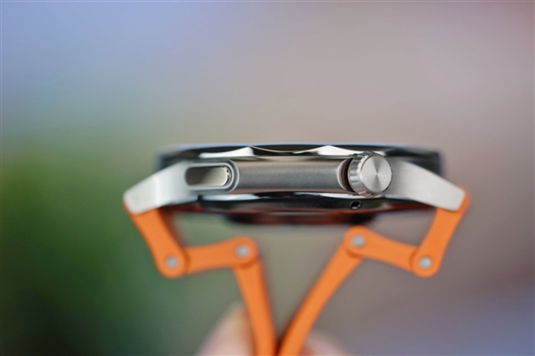 全钛打造、十二边形设计!OPPO Watch X3智能手表图赏