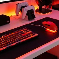 百元桌搭宝藏套装：雷柏VT9焰影橙+ P5 PLUS触点充电底座体验