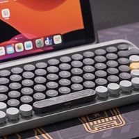 24入手一把丑萌的洛斐小键盘