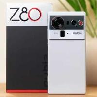 真全面屏还在卖，但没人提它了，它像手机界的孤勇者