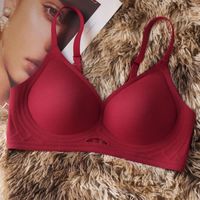 传统内衣高溢价还能打动现代女性吗？1278+用户观点大碰撞