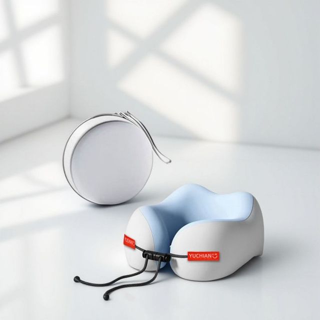 记忆棉 U 型枕（天空蓝 + 收纳盒）｜清爽护颈，出行自在如风✨