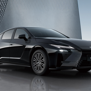 预售 30.88 万元起，全新雷克萨斯 ES 登场，加长 165 mm，设计大变样