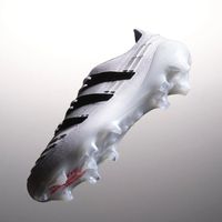 阿迪达斯发布全新PREDATOR 94 REVERSE 战靴