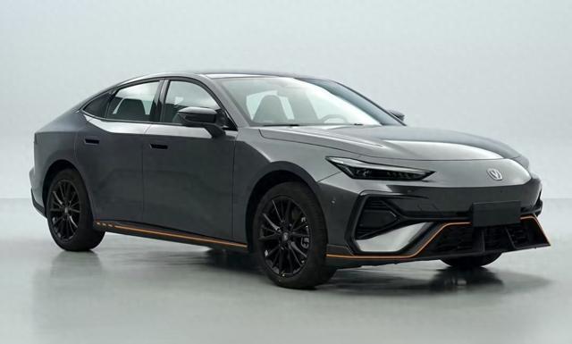 不插电的“反向操作”？ 长安一口气申报四款HEV