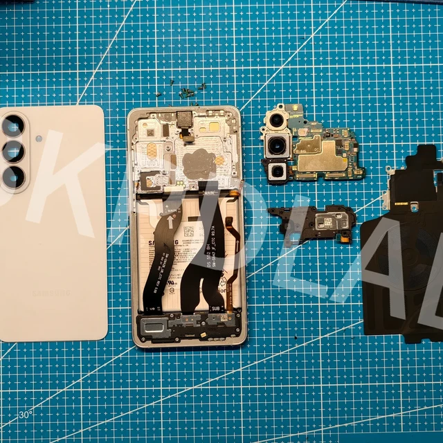 三星S26标准款首发机器拆解