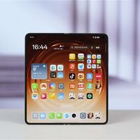 9999元起 全球最平整折叠屏卖爆  OPPO Find N6首销创近一年行业新纪录