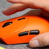 别为AI额外掏钱，双8K性能拉满！雷柏VT7焰影橙二代游戏鼠标体验