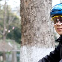 迈极炫MP炫彩变色骑行眼镜实测！一镜搞定所有骑行场景，太香了