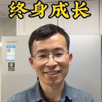 《终身成长》核心就两点：
1. 人分两种思维——固定型信天赋注定、怕失败；成长型信能力可练、把挫折当反馈。
2. 真正拉开差距的不是天赋，是思维模式，主动换成成长型，就能持续突破、终身进步。