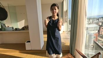 22-大方可爱的居居展示我们proudfox设计巧妙的一款连衣裙