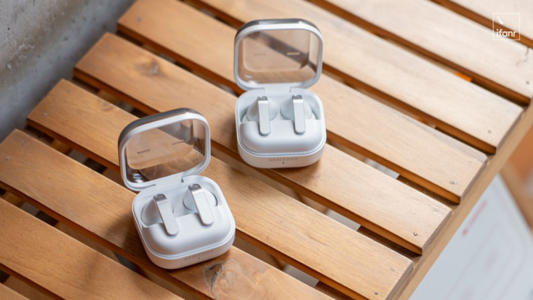三星 Galaxy Buds4 系列体验:降噪升级,音质攻顶,还是三星手机的最佳搭档