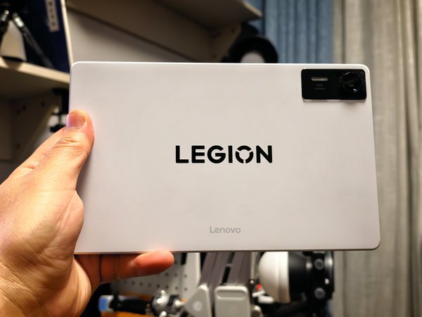 小黄鱼上涌现低价y700四代，果然新机发售之日就是旧机抄底之时！