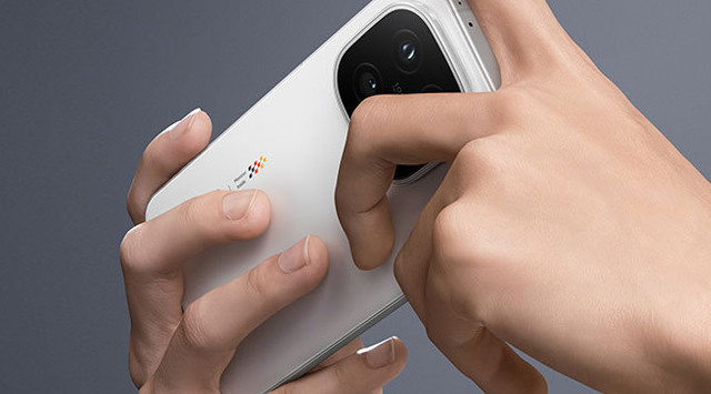 2026公认“接近完美”的3款手机，流畅用六年，3月换新机重点考虑