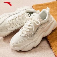 老爹鞋没过气，但春天别乱买：这三款还在用三年前的旧模具