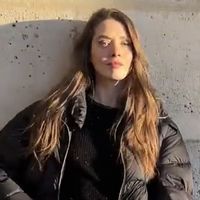 服饰穿搭 篇零：等老了以后，羽绒服不穿大鹅、北面！学法国女人穿另外3个更高级