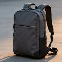 通勤挤地铁、周末走山野，这包凭什么让两派用户都闭嘴？