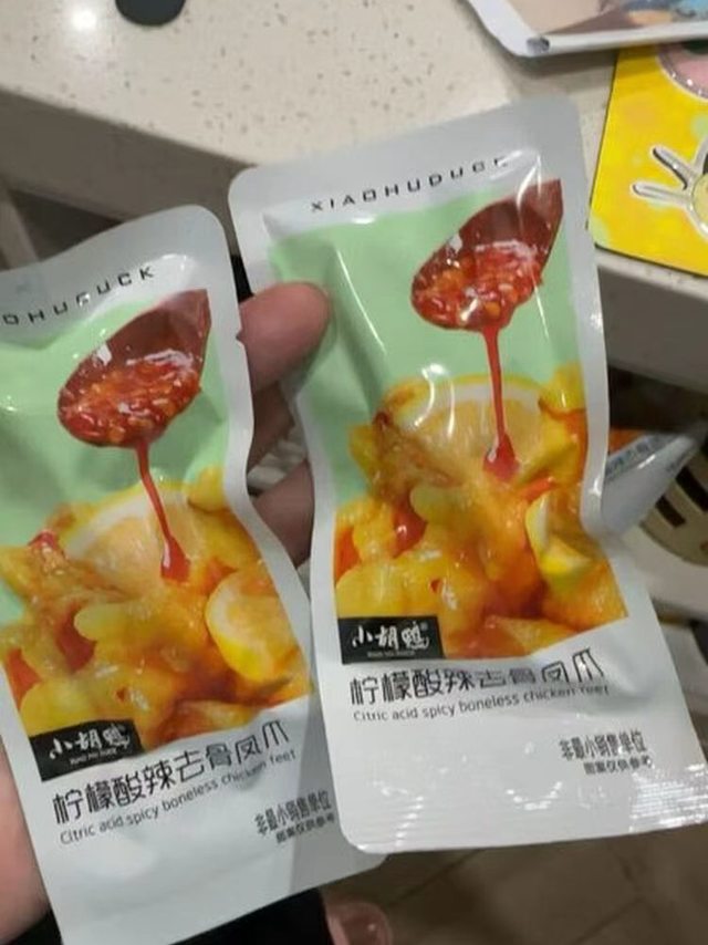 春日解馋小食：柠檬酸辣去骨凤爪