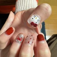 新年萌娃指尖限定✨猫眼波点 KT 猫穿戴甲，拜年美出圈