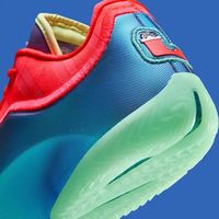 LeBron 23 1612场PE：致敬经典还是清库存？全网观点大碰撞