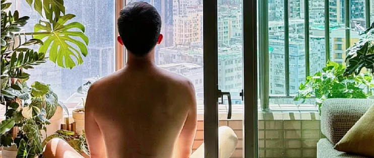 香港40岁小哥住45㎡小宅，空间一点都不敢浪费，却说：已经很大了