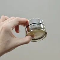 潮水褪去 才知道谁在裸泳