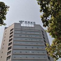 中国电信与中国移动：网络覆盖、技术创新与服务民生多维对比