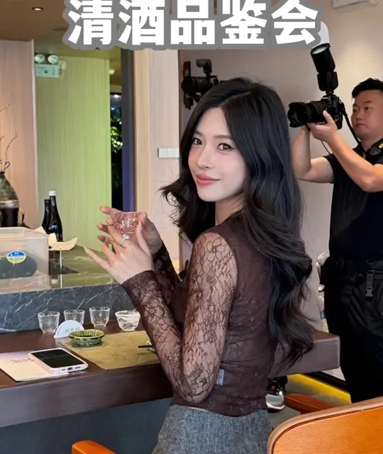 又菜又爱喝的中登姐姐深圳参加清酒品鉴会，一次性品尝20杯酒到底有多快乐#清酒 #日料美食 #深圳清酒品鉴会 #漂亮饭