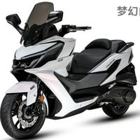 双三星悬架！新增BOSCH弯道ABS、索尼行车记录仪、导航投屏、两顶全盔坐桶，豪华踏板三阳 巡弋Cruisym400迎来新款！