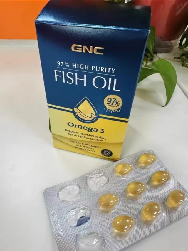 深海鱼油omega3，适合成年人吗？
